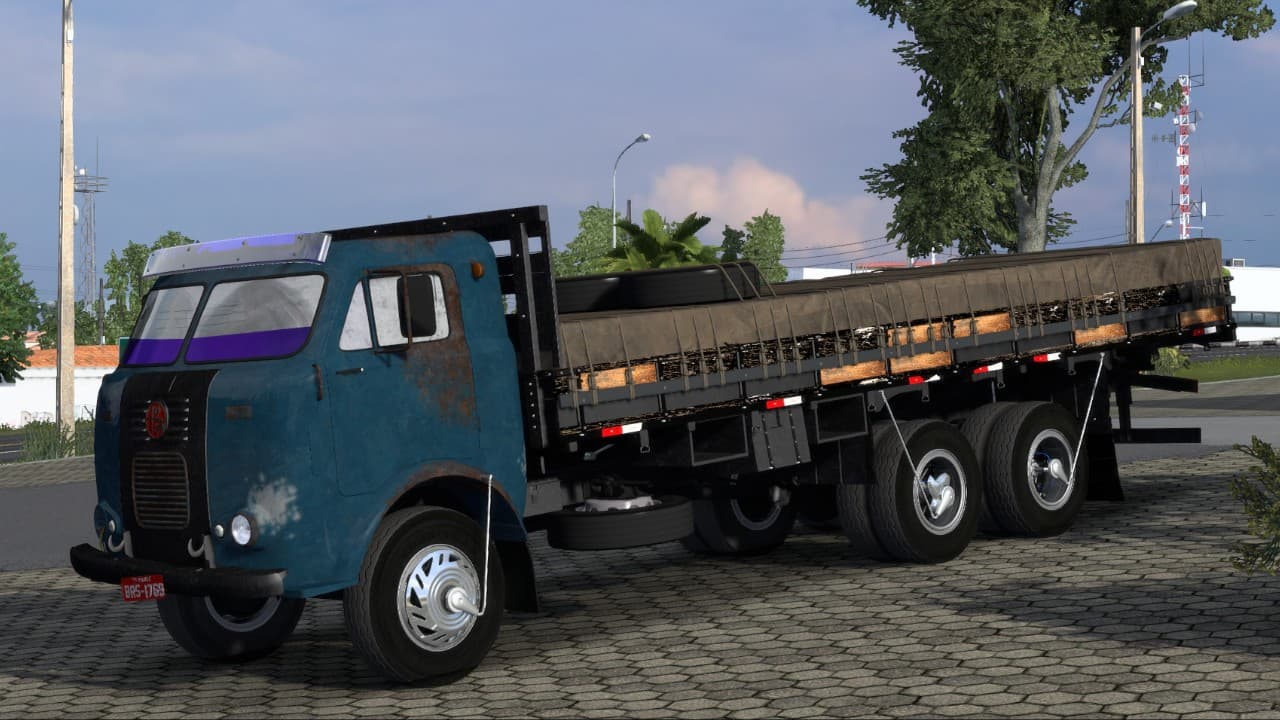 Feneme D11000 antigo